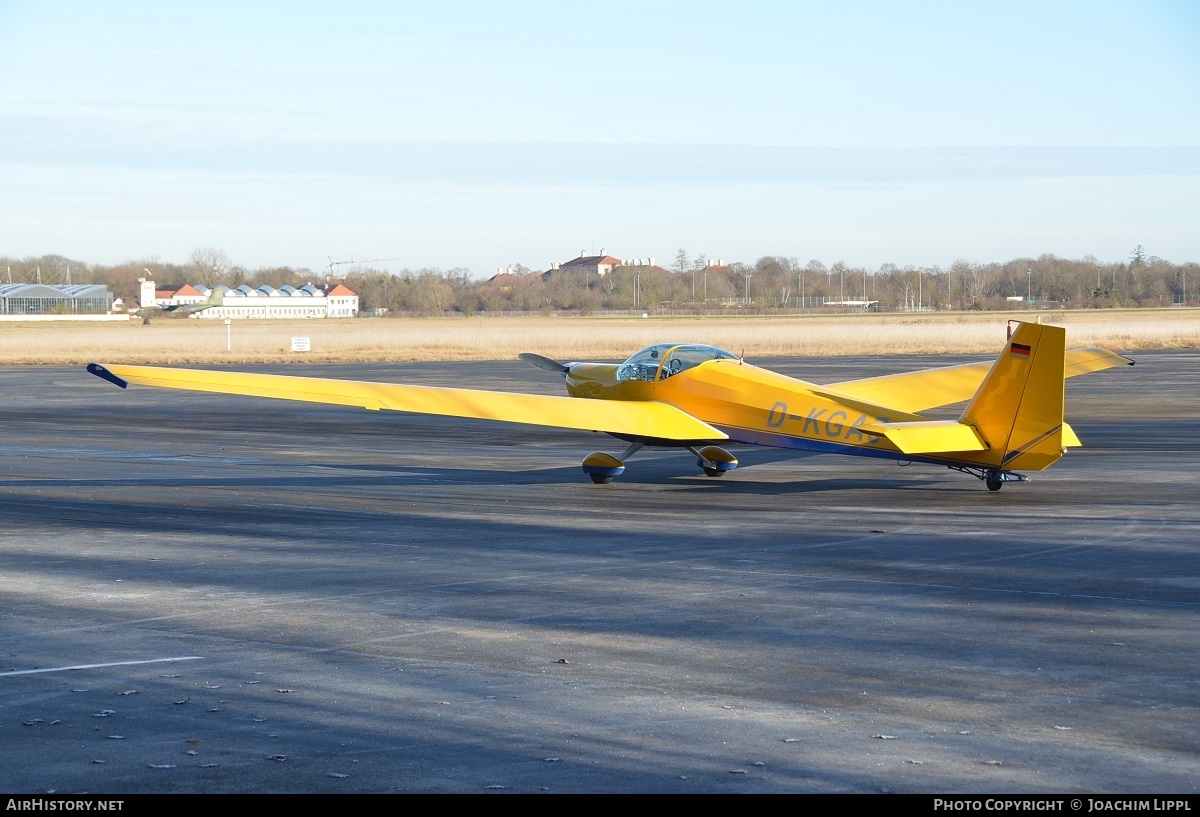 Aircraft Photo of D-KGAJ | Scheibe SF-25C/TL Rotax-Falke | AirHistory.net #200773