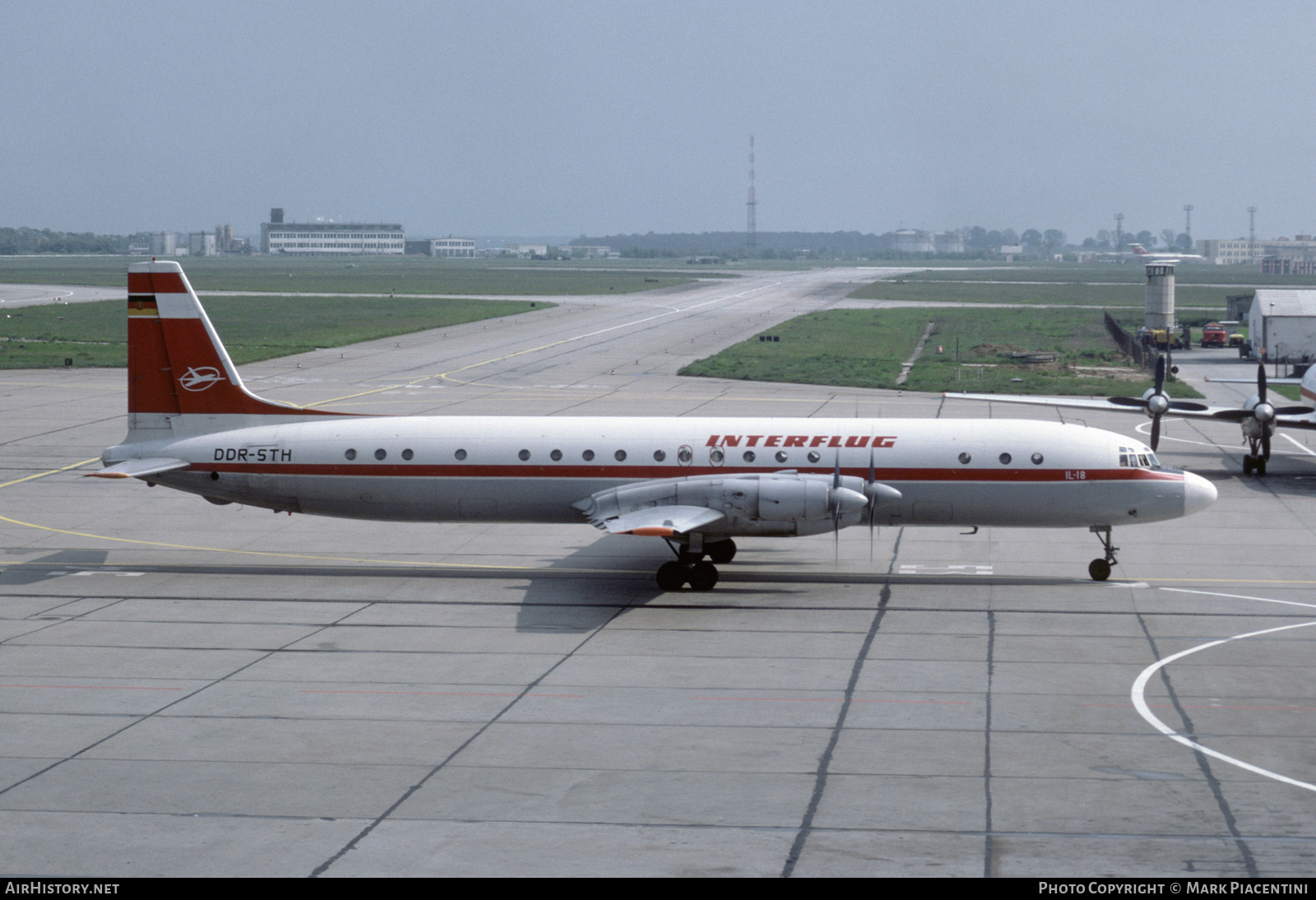 Aircraft Photo of DDR-STH | Ilyushin Il-18V | Interflug | AirHistory.net #200903