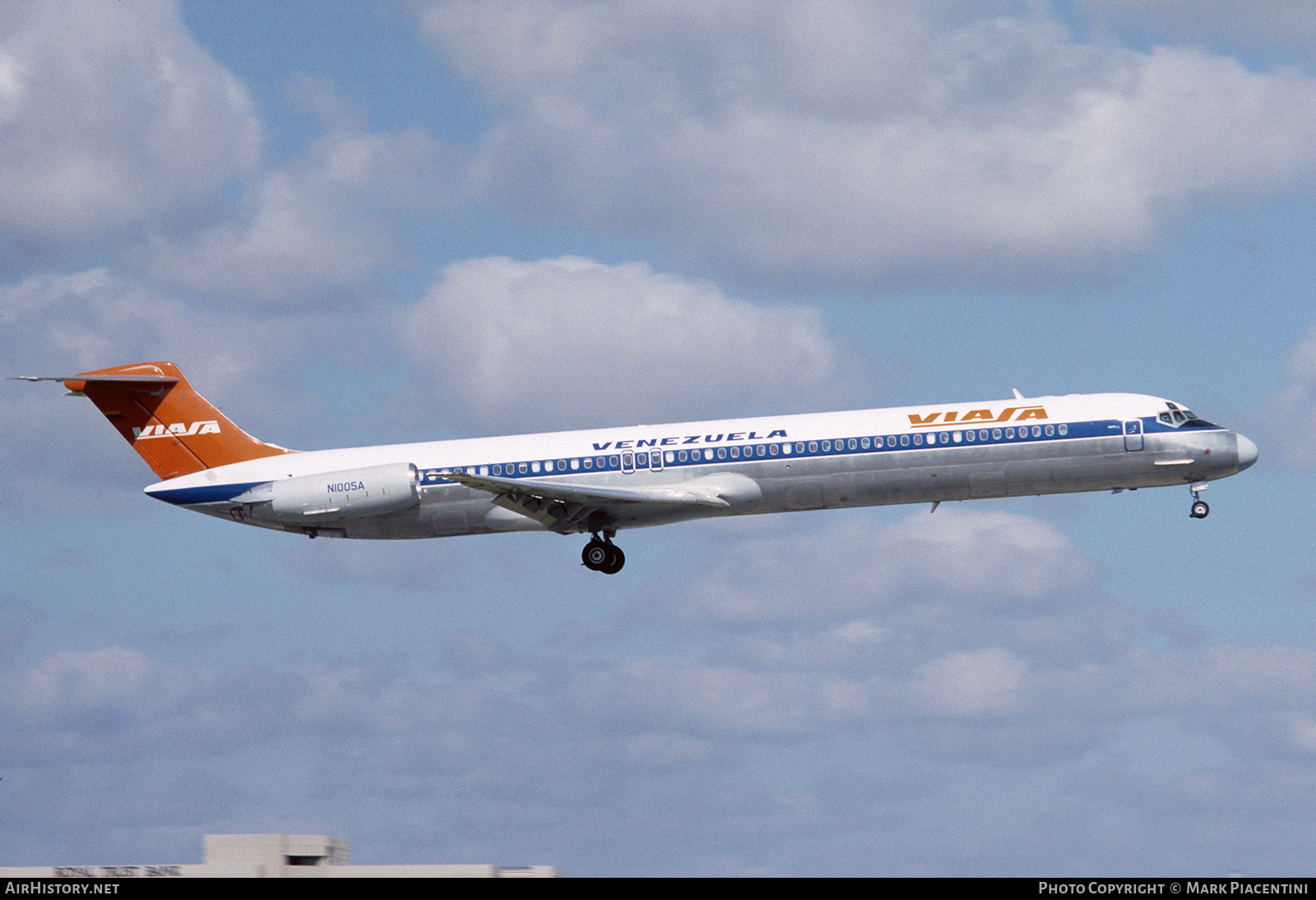 Aircraft Photo of N1005A | McDonnell Douglas MD-82 (DC-9-82) | Viasa | AirHistory.net #200927