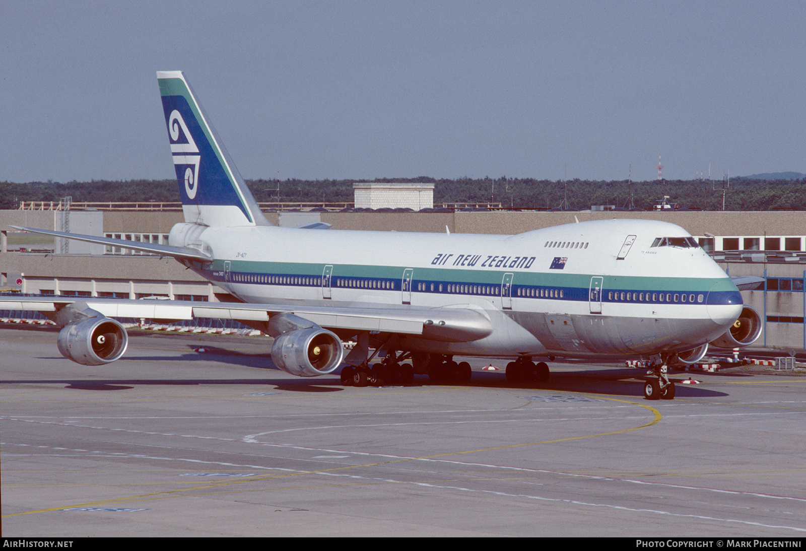 Aircraft Photo of ZK-NZY | Boeing 747-219B | Air New Zealand | AirHistory.net #200928