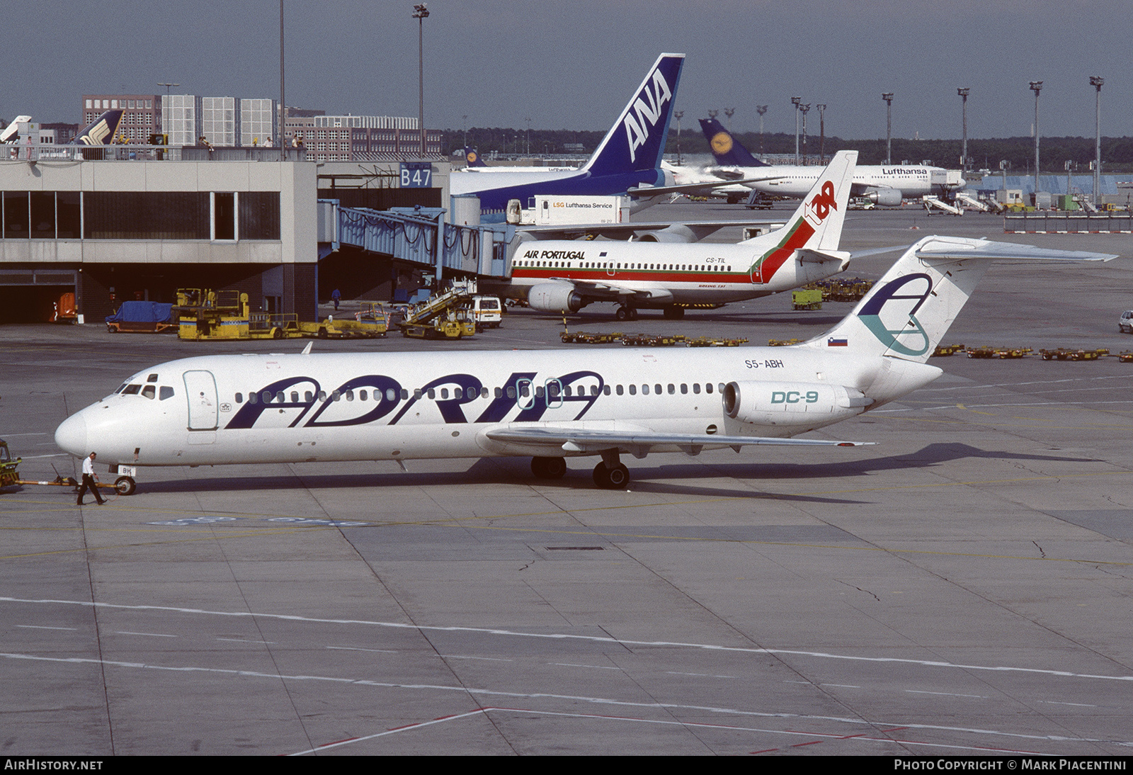 Aircraft Photo of S5-ABH | McDonnell Douglas DC-9-32 | Adria Airways | AirHistory.net #200933