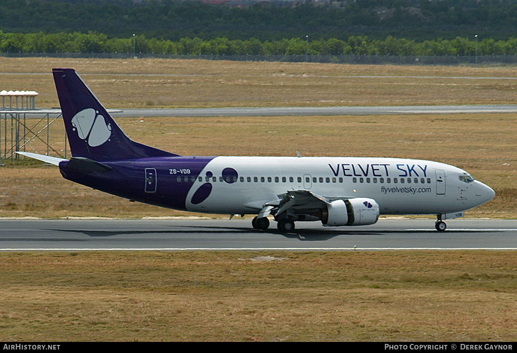 Aircraft Photo of ZS-VDB | Boeing 737-31L | Velvet Sky | AirHistory.net #200954