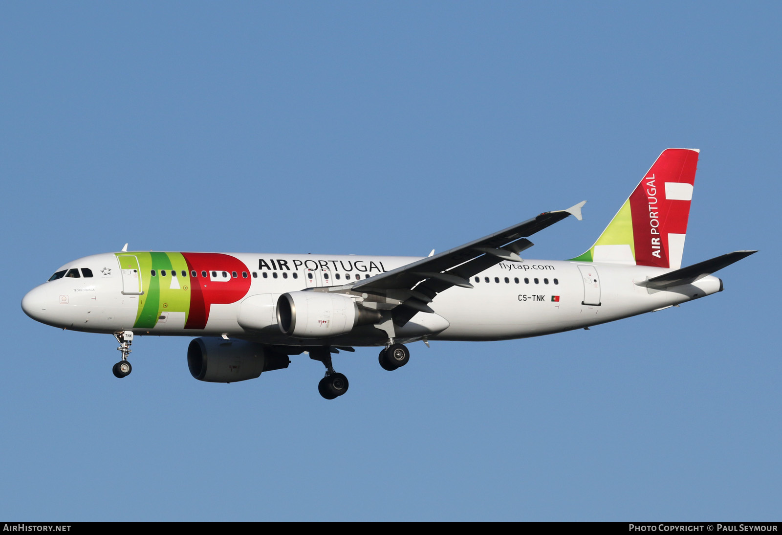 Aircraft Photo of CS-TNK | Airbus A320-214 | TAP Air Portugal | AirHistory.net #200998