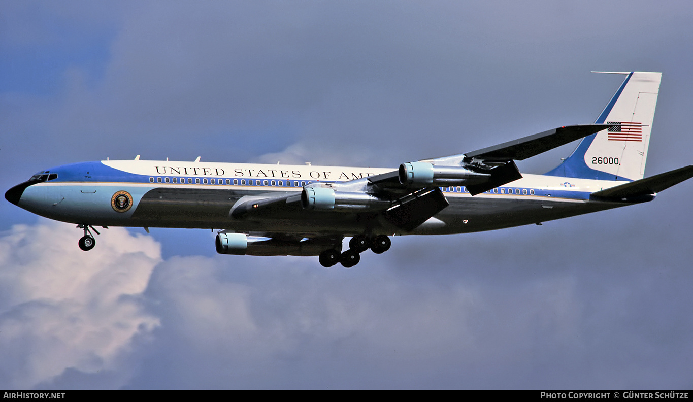 aircraft-photo-of-62-6000-26000-boeing-vc-137c-707-353b-usa