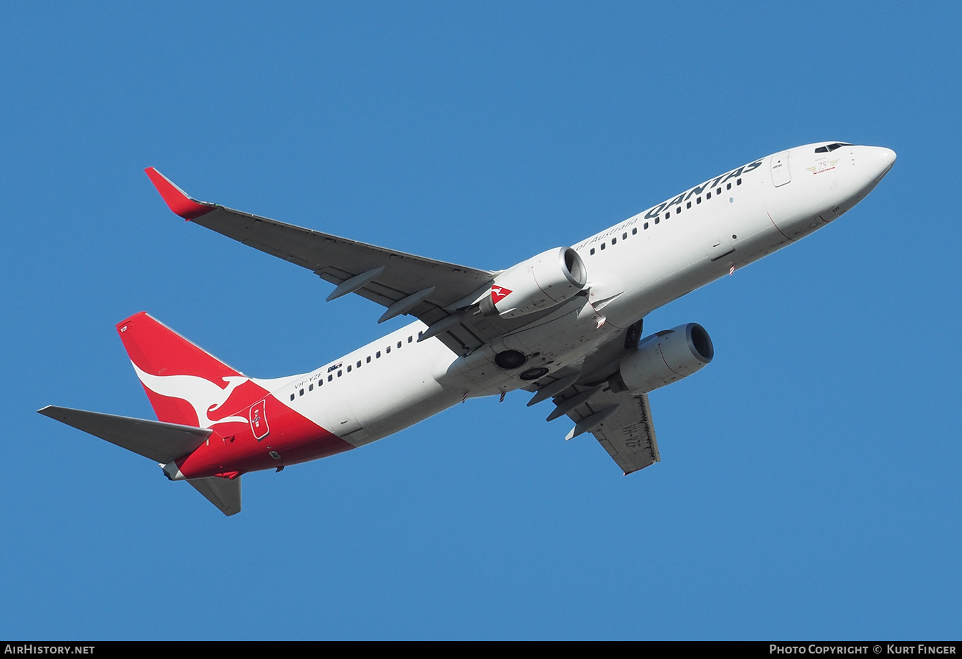 Aircraft Photo of VH-VZF | Boeing 737-838 | Qantas | AirHistory.net #201179