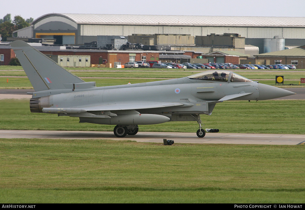 Aircraft Photo of ZJ944 | Eurofighter EF-2000 Typhoon FGR4 | UK - Air Force | AirHistory.net #201189