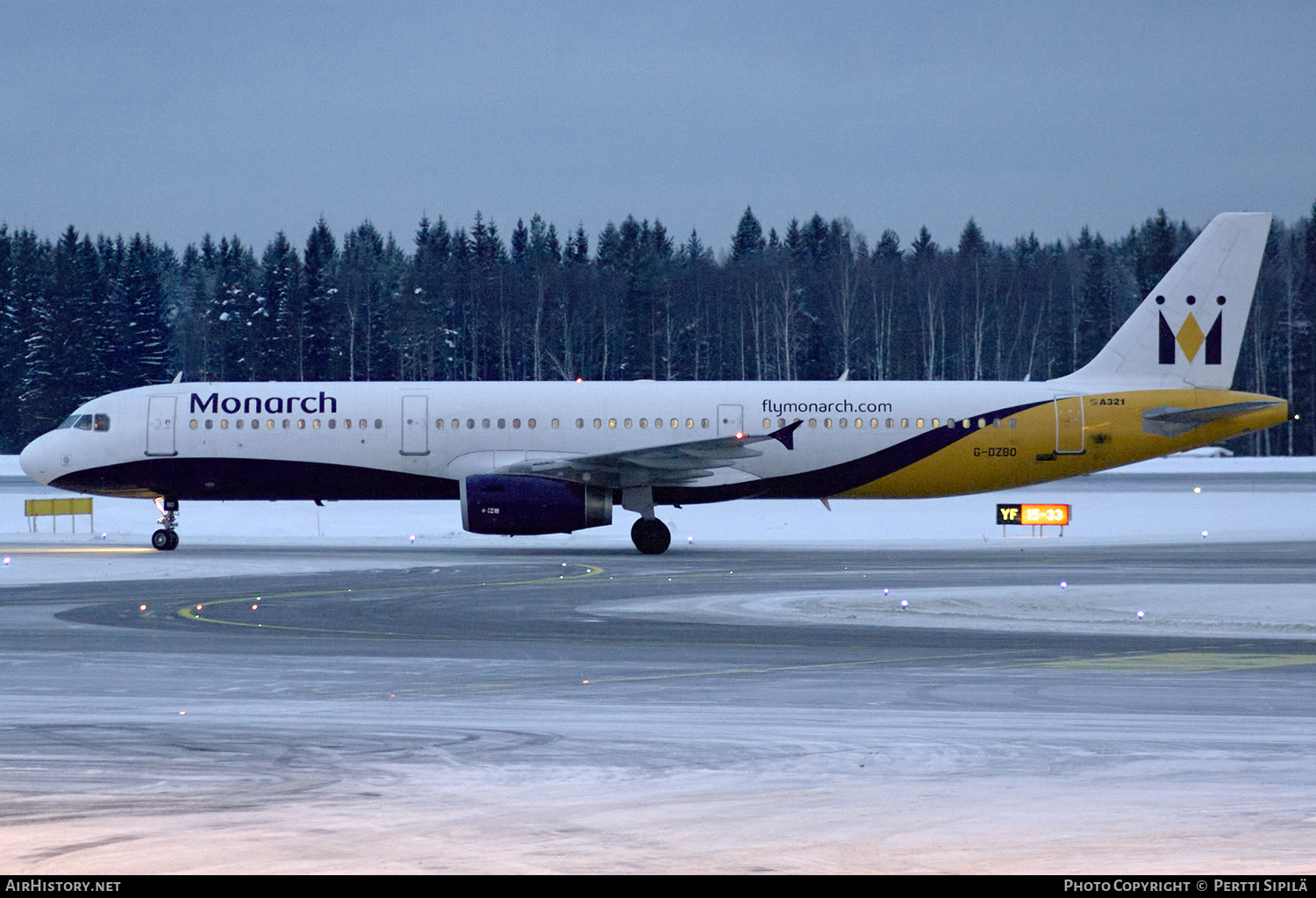 Aircraft Photo of G-OZBO | Airbus A321-231 | Monarch Airlines | AirHistory.net #201268