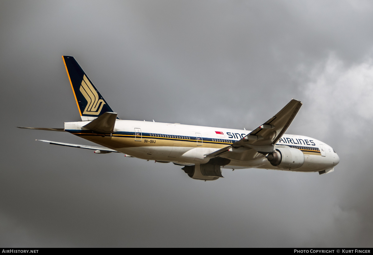 Aircraft Photo of 9V-SVJ | Boeing 777-212/ER | Singapore Airlines | AirHistory.net #201283