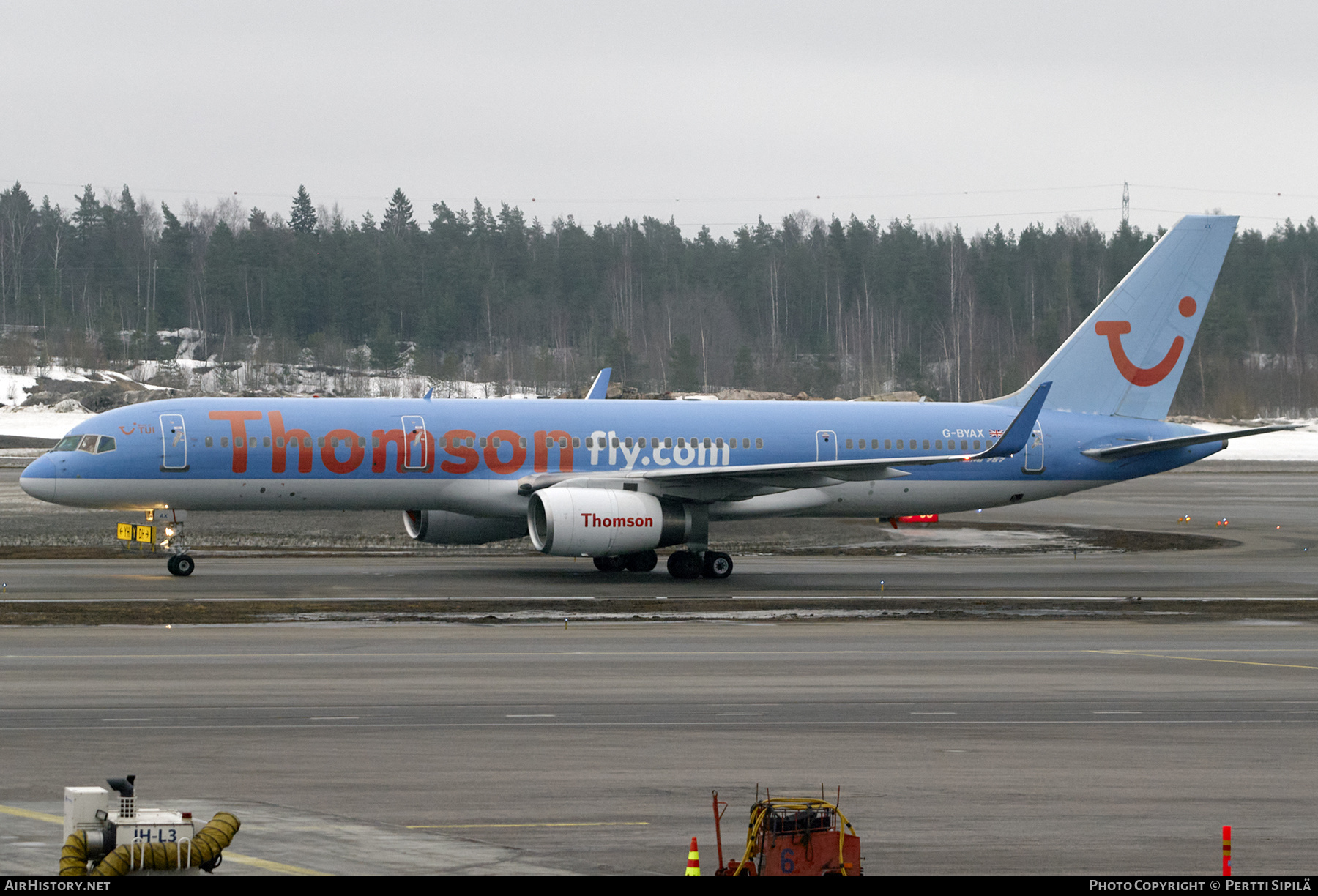 Aircraft Photo of G-BYAX | Boeing 757-204 | Thomsonfly | AirHistory.net #201318