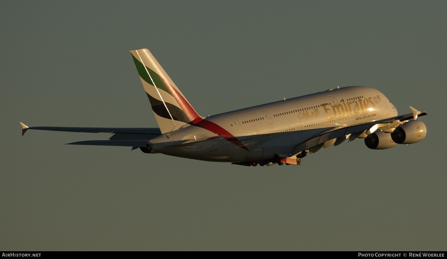 Aircraft Photo of A6-EDO | Airbus A380-861 | Emirates | AirHistory.net #201388