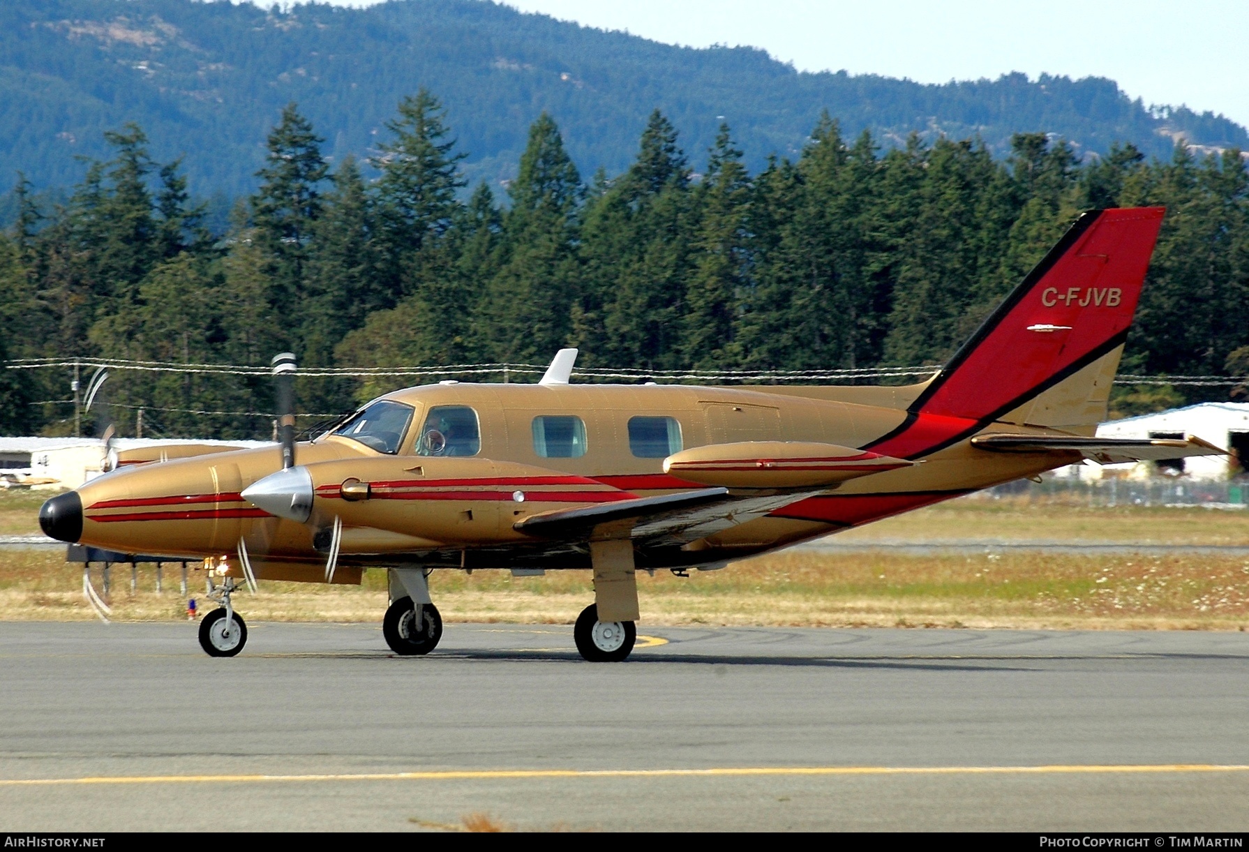 Aircraft Photo of C-GJVB | Piper PA-31T Cheyenne II | AirHistory.net #201427