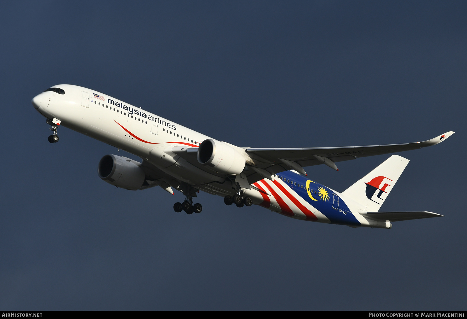 Aircraft Photo of 9M-MAF | Airbus A350-941 | Malaysia Airlines | AirHistory.net #201463