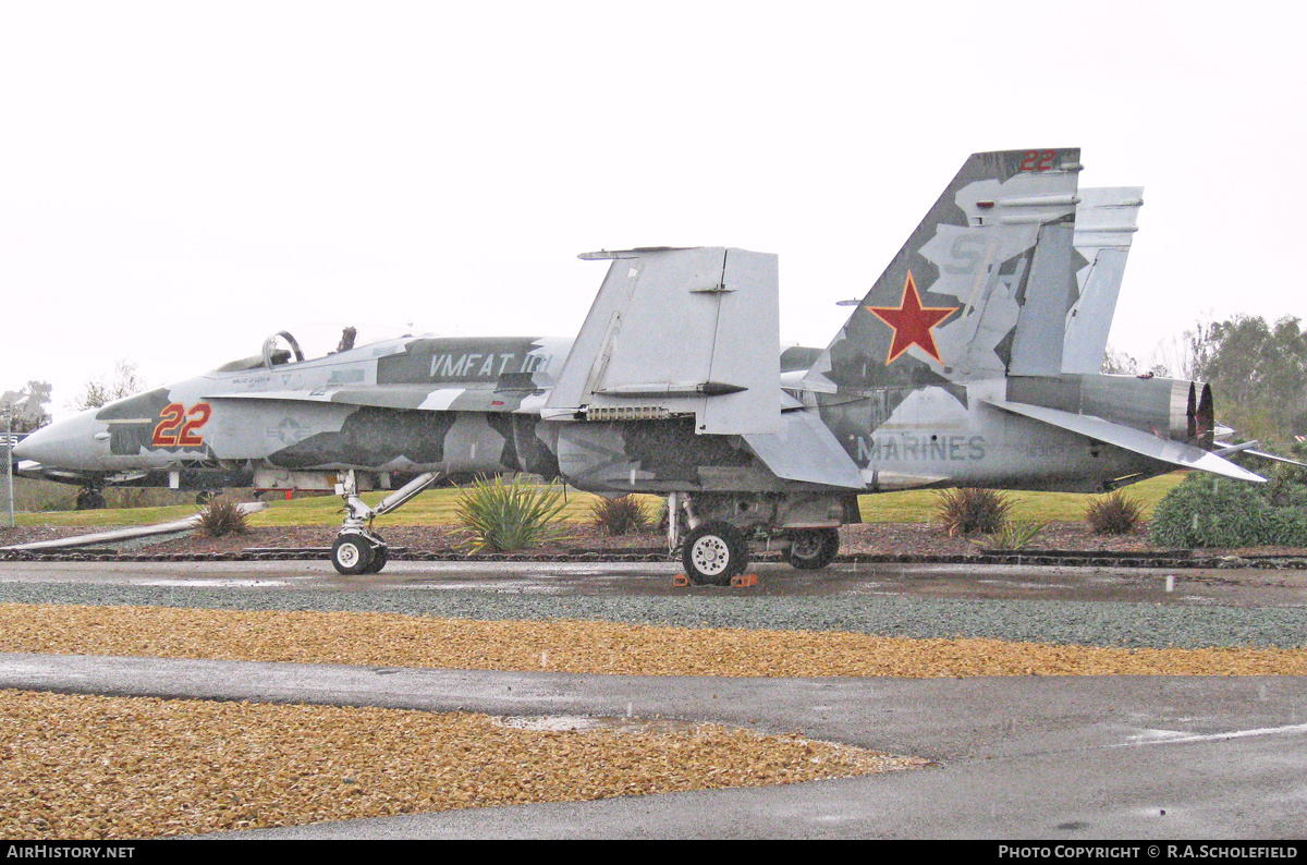 Aircraft Photo of 163152 | McDonnell Douglas F/A-18A Hornet | USA - Marines | AirHistory.net #201495