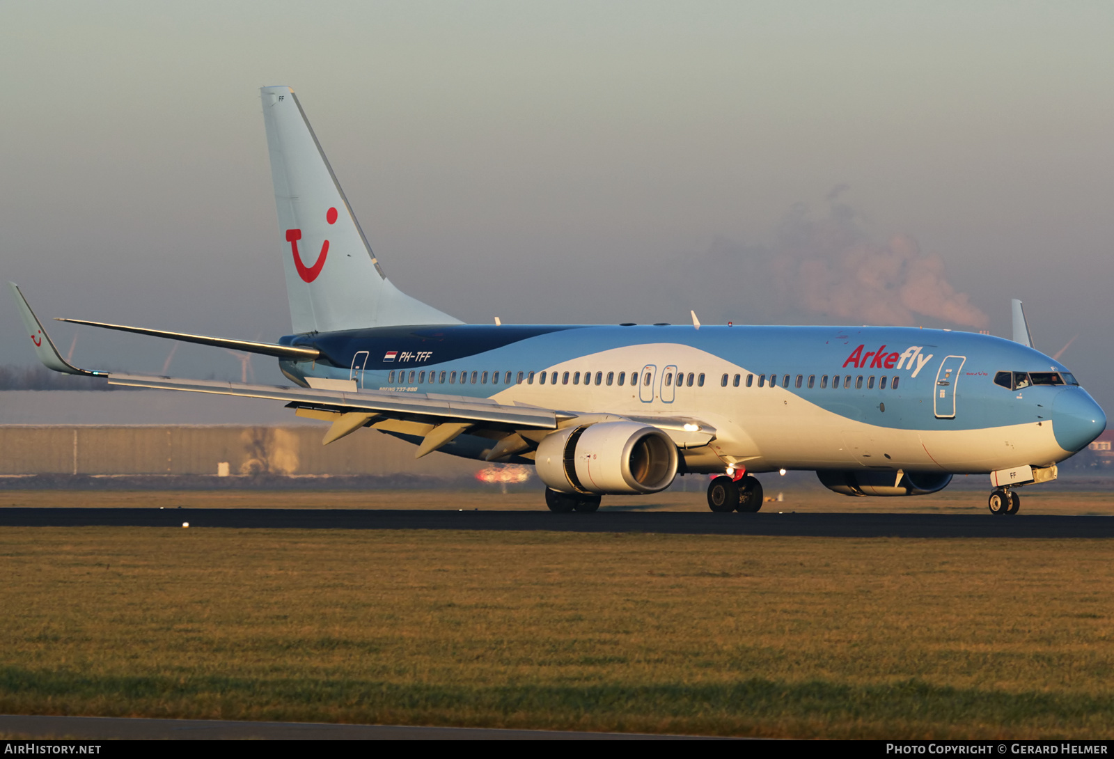 Aircraft Photo of PH-TFF | Boeing 737-86N | ArkeFly | AirHistory.net #201548