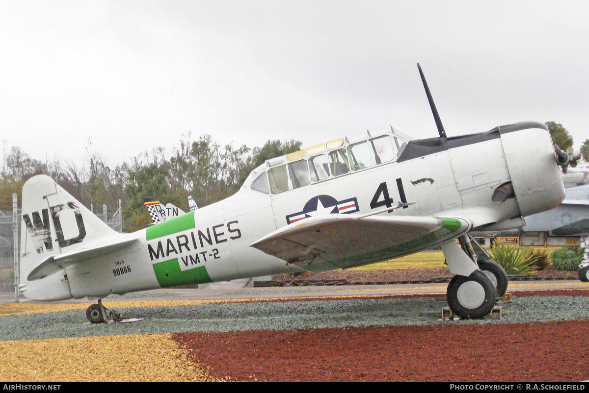 Aircraft Photo of 90866 | North American SNJ-5 Texan | USA - Marines | AirHistory.net #201553