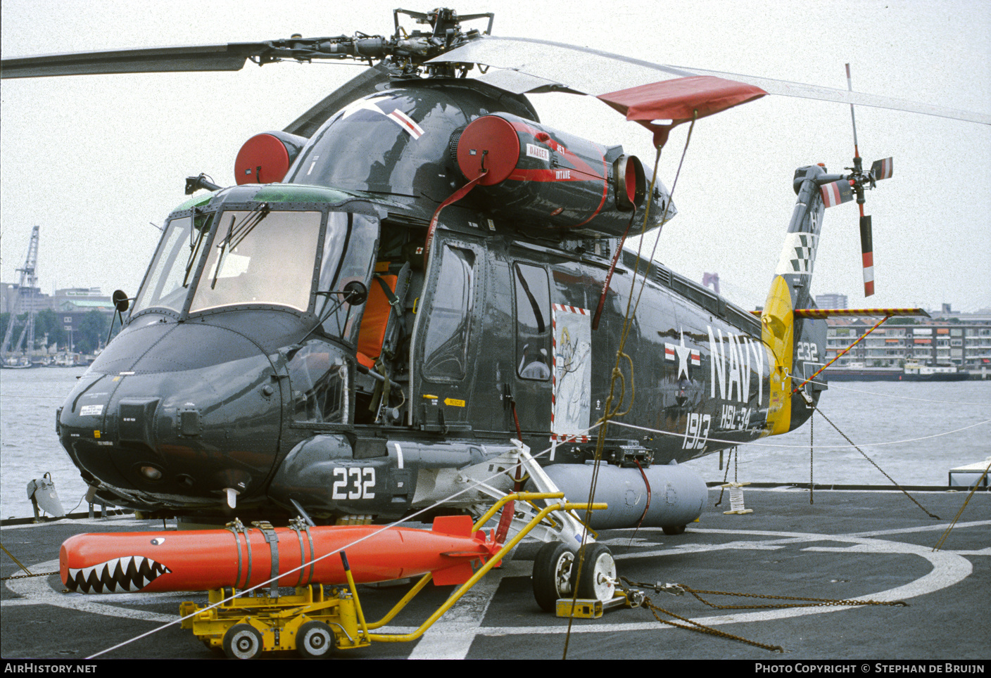 Aircraft Photo of 161913 / 1913 | Kaman SH-2F Seasprite (K-888) | USA - Navy | AirHistory.net #201572