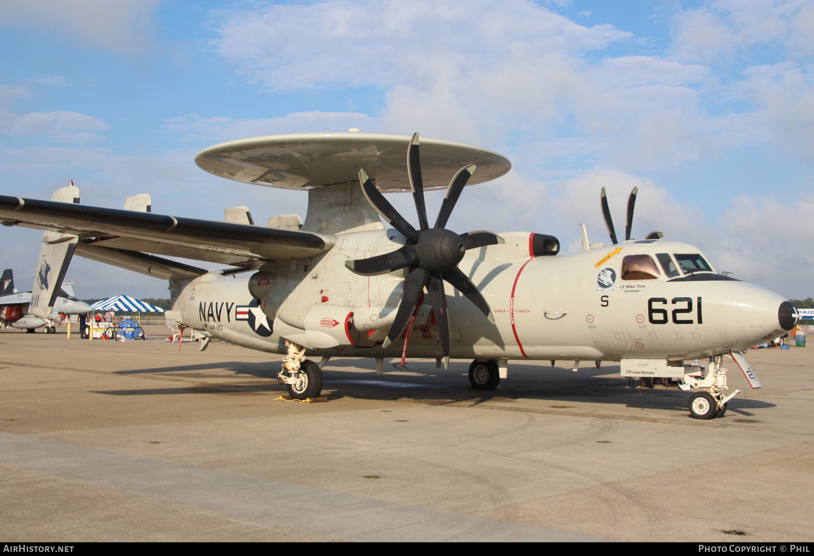Aircraft Photo of 164111 | Grumman E-2C Hawkeye | USA - Navy | AirHistory.net #201582