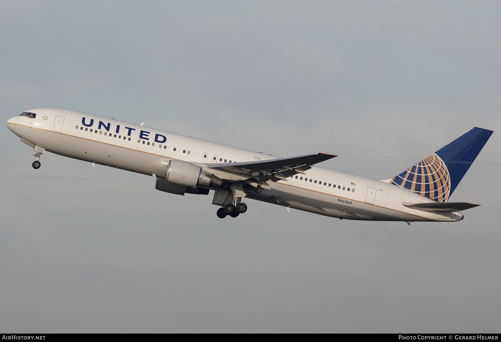 Aircraft Photo of N663UA | Boeing 767-322/ER | United Airlines | AirHistory.net #201589