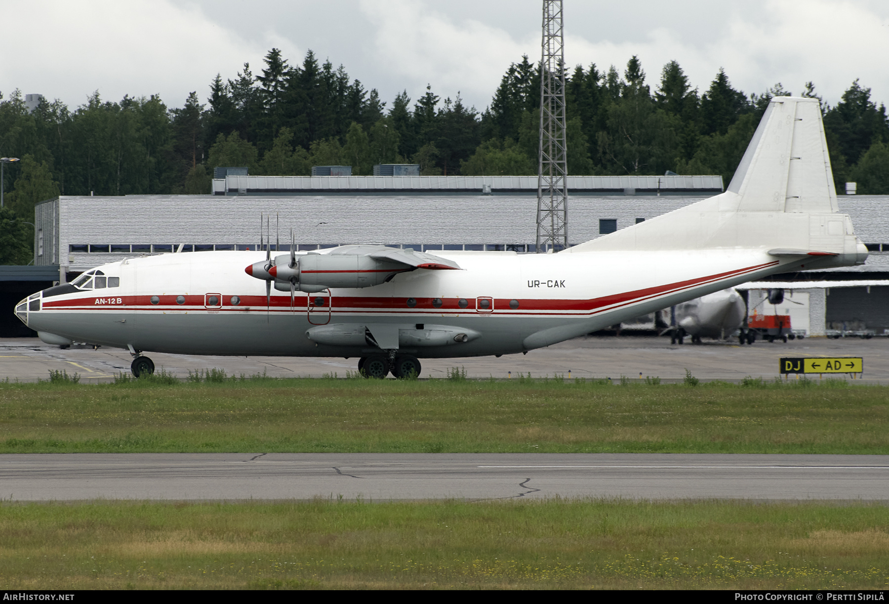 Aircraft Photo of UR-CAK | Antonov An-12BP | AirHistory.net #201649