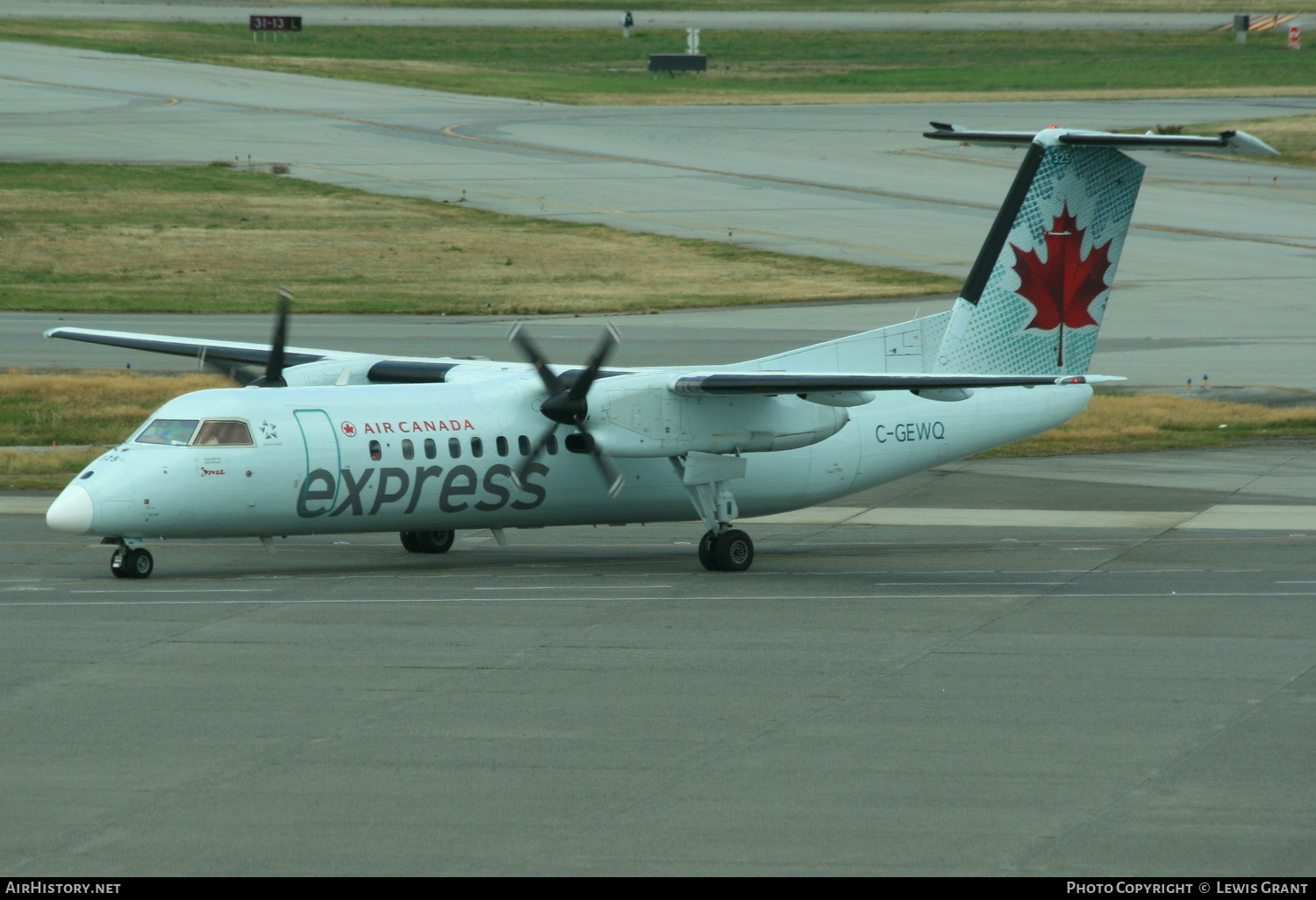 Aircraft Photo of C-GEWQ | De Havilland Canada DHC-8-311Q Dash 8 | Air Canada Express | AirHistory.net #201654