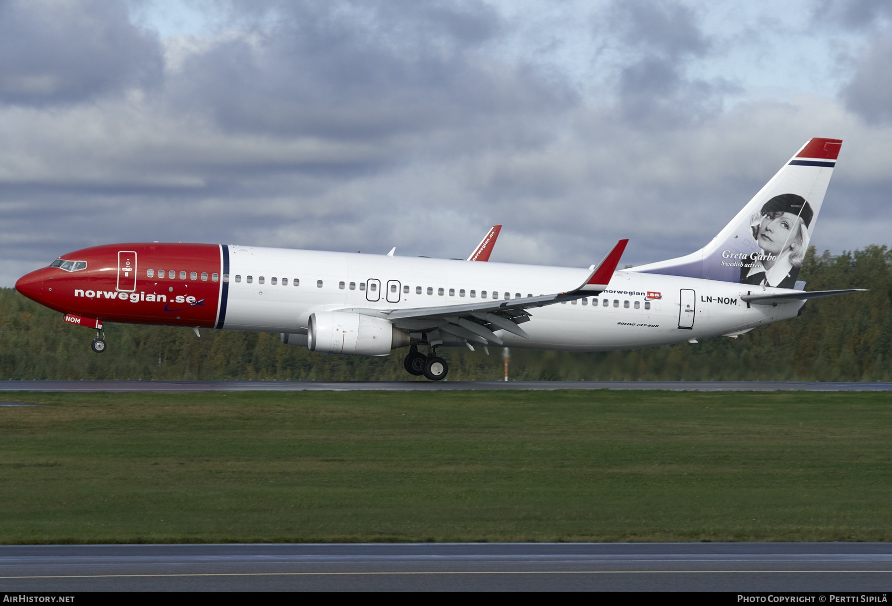 Aircraft Photo of LN-NOM | Boeing 737-86N | Norwegian | AirHistory.net #201870