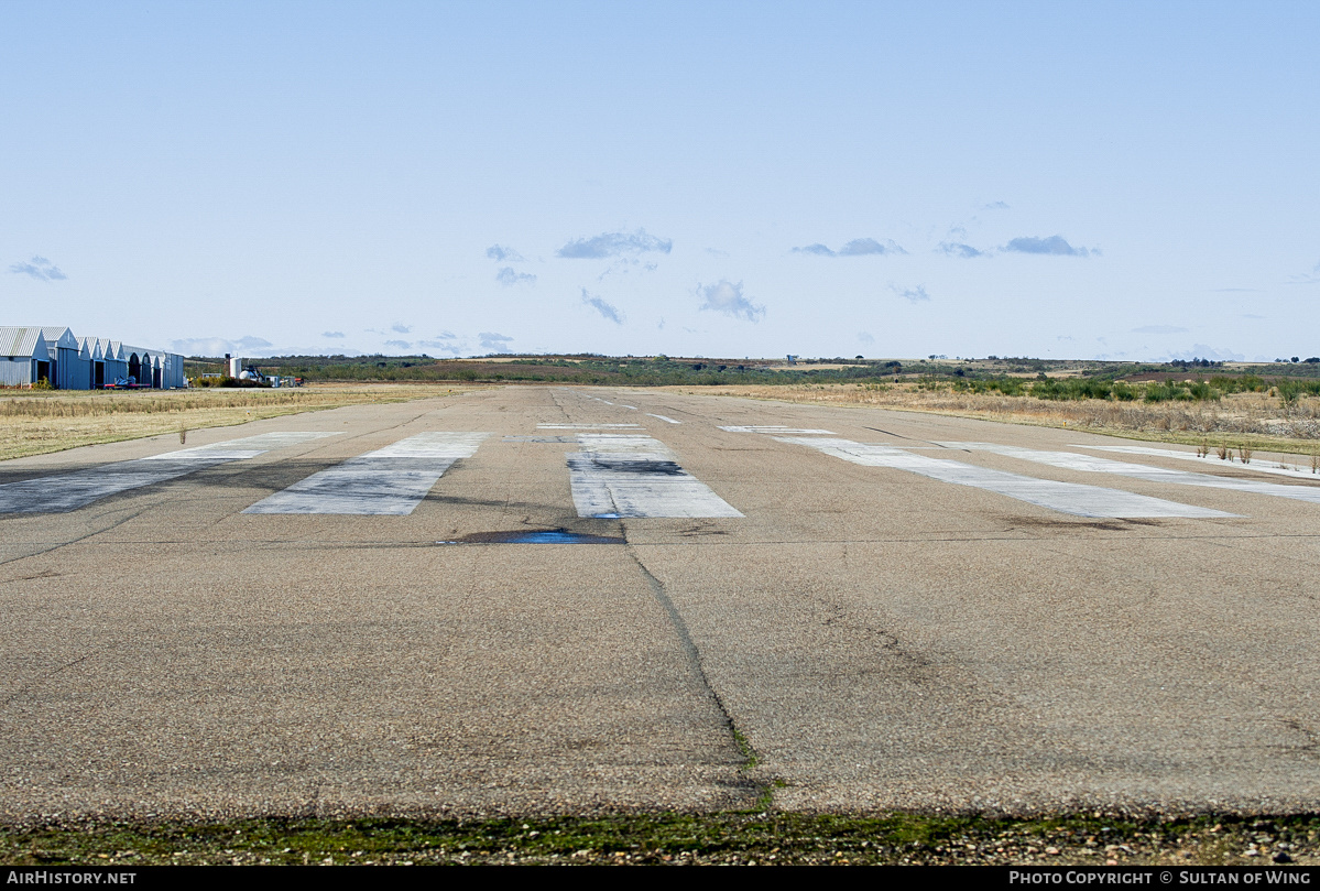 Airport photo of Casarrubios del Monte (LEMT) in Spain | AirHistory.net #201900