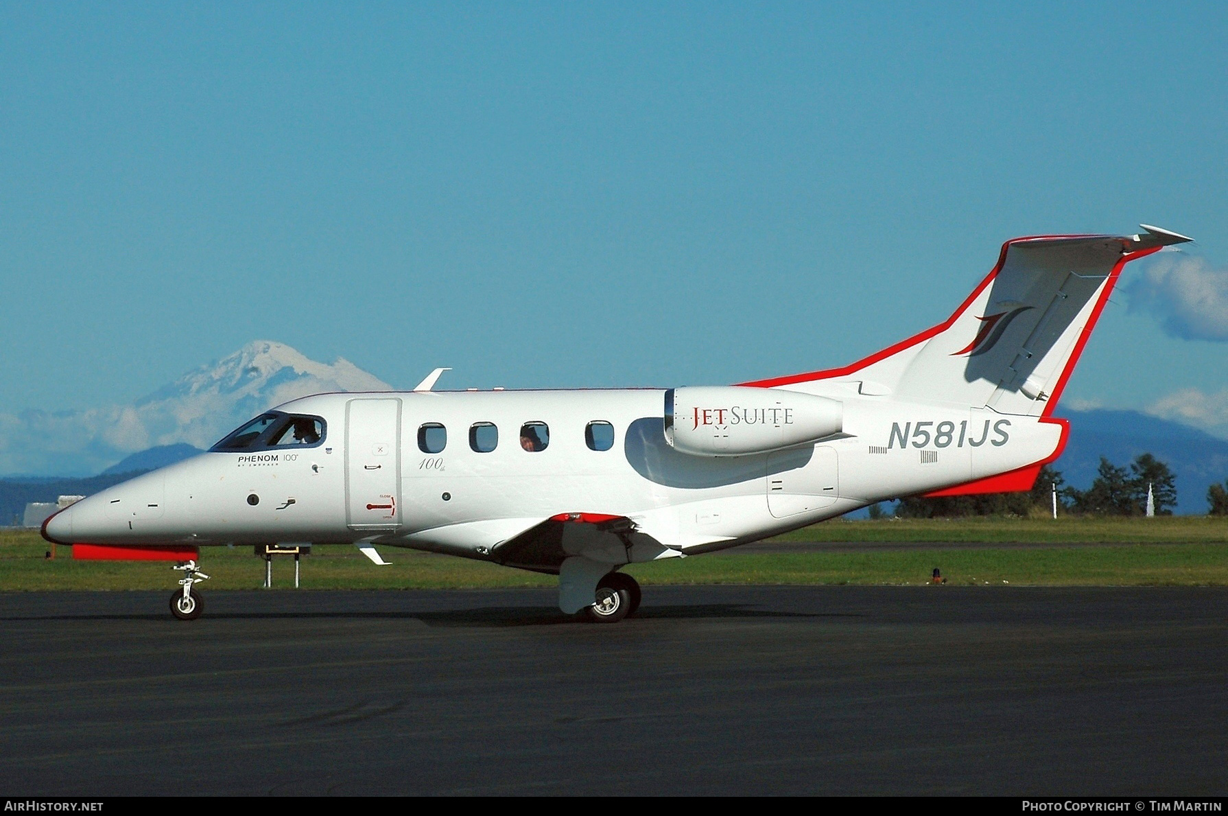 Aircraft Photo of N581JS | Embraer EMB-500 Phenom 100 | JetSuite | AirHistory.net #201947