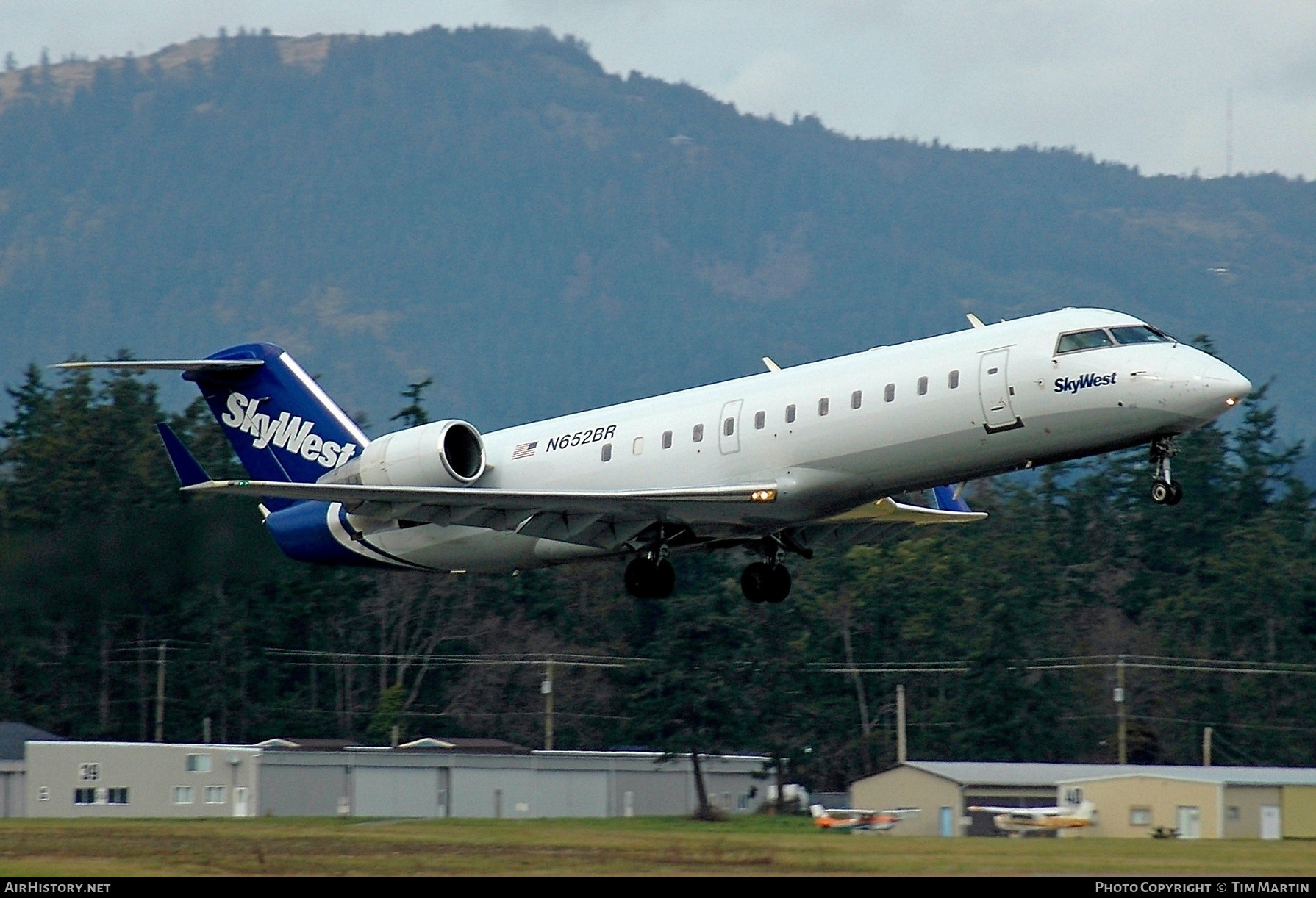 Aircraft Photo of N652BR | Bombardier CRJ-200ER (CL-600-2B19) | SkyWest Airlines | AirHistory.net #201957