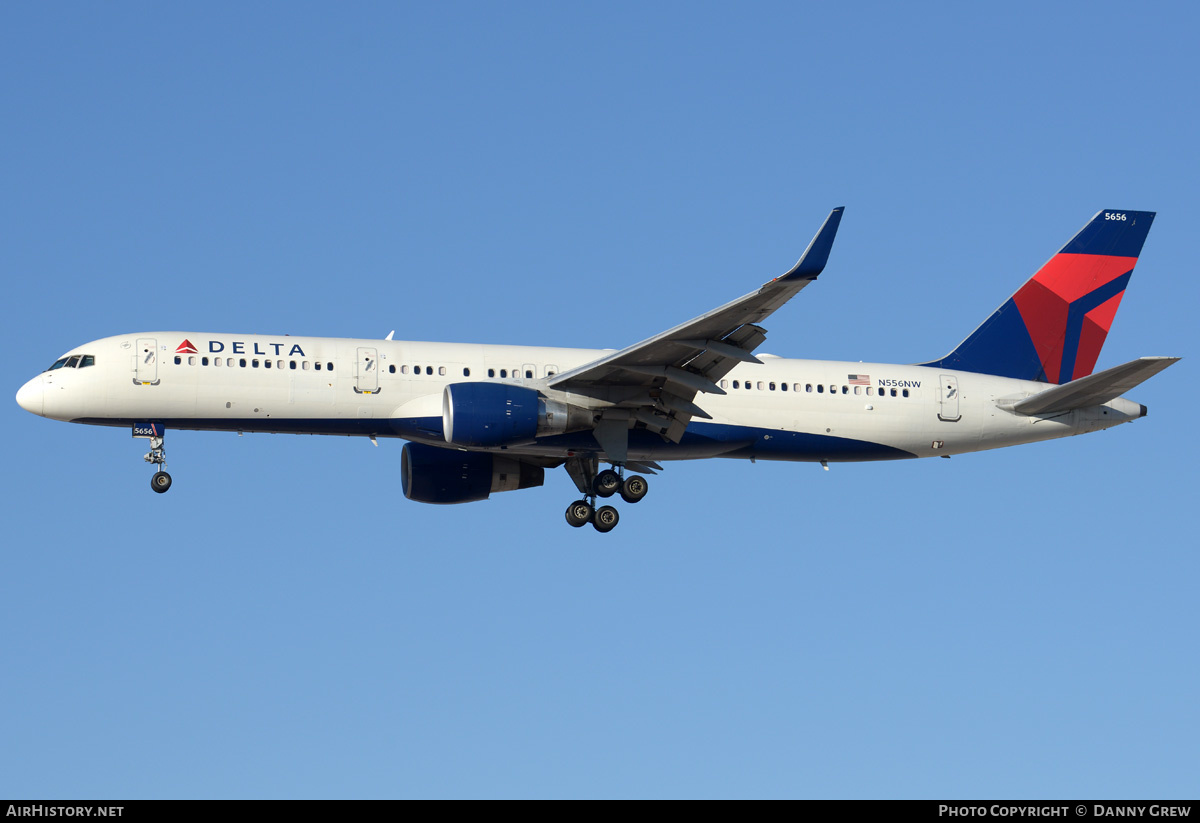 Aircraft Photo of N556NW | Boeing 757-251 | Delta Air Lines | AirHistory.net #201983