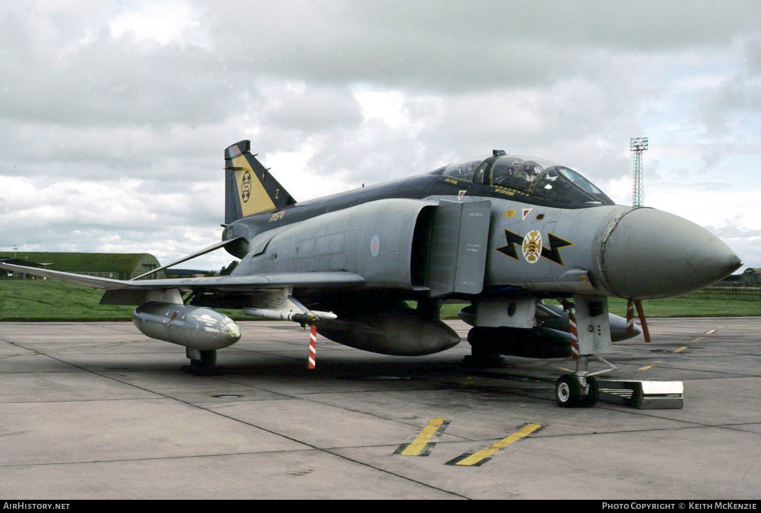 Aircraft Photo of XV574 | McDonnell Douglas F-4K Phantom FG1 | UK - Air Force | AirHistory.net #201995