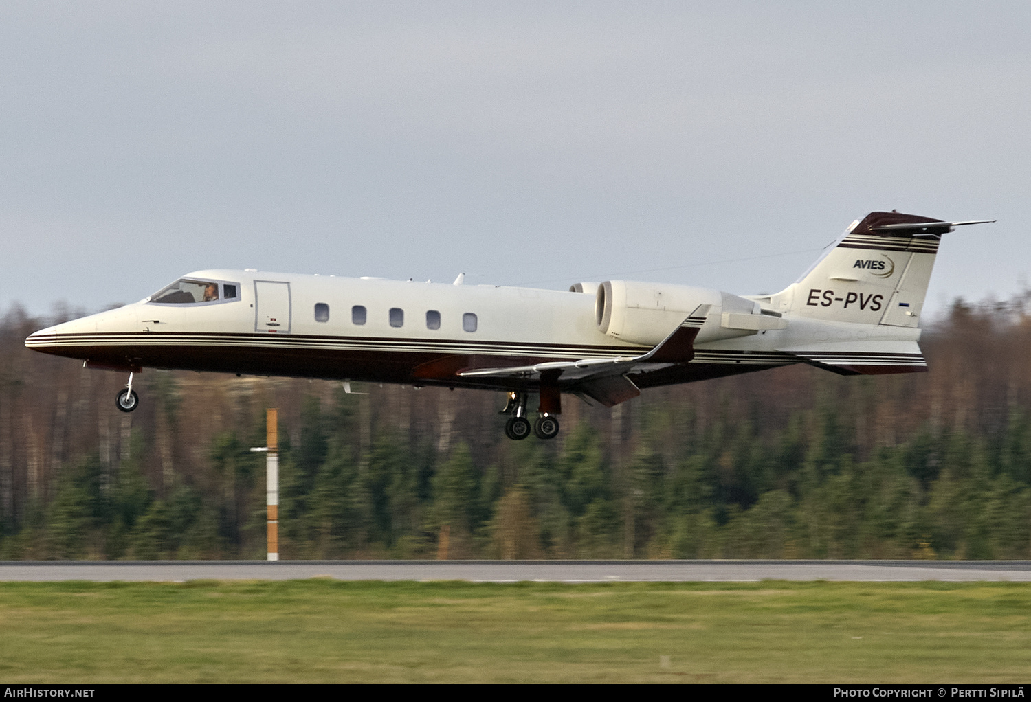 Aircraft Photo of ES-PVS | Learjet 60 | Avies | AirHistory.net #202044