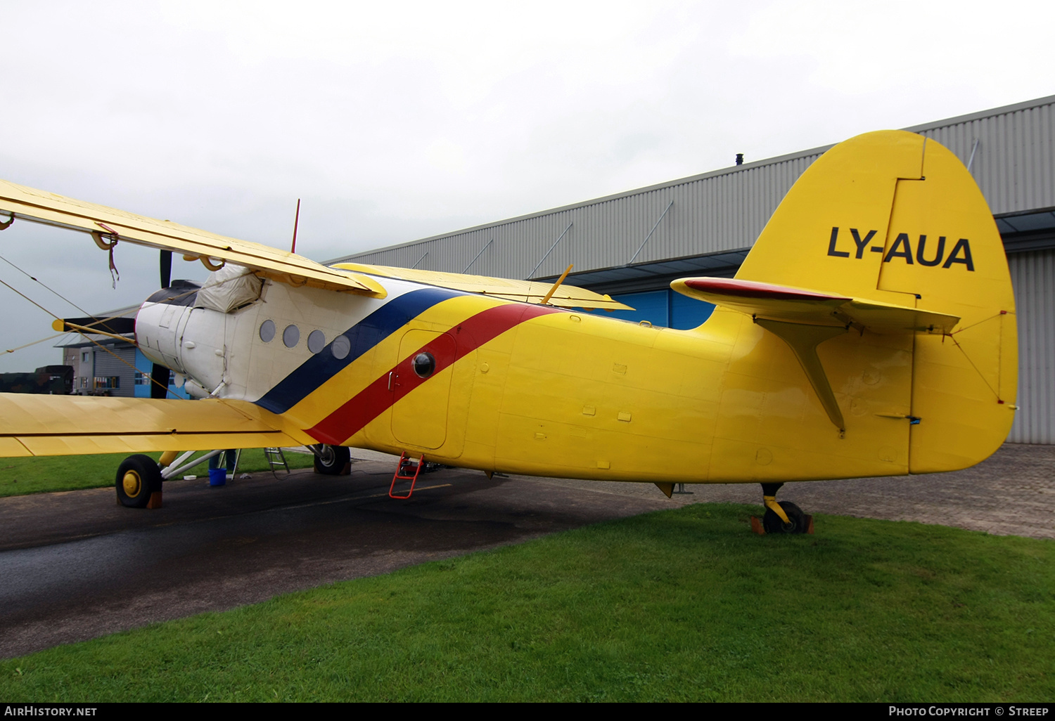 Aircraft Photo of LY-AUA | Antonov An-2 | AirHistory.net #202100