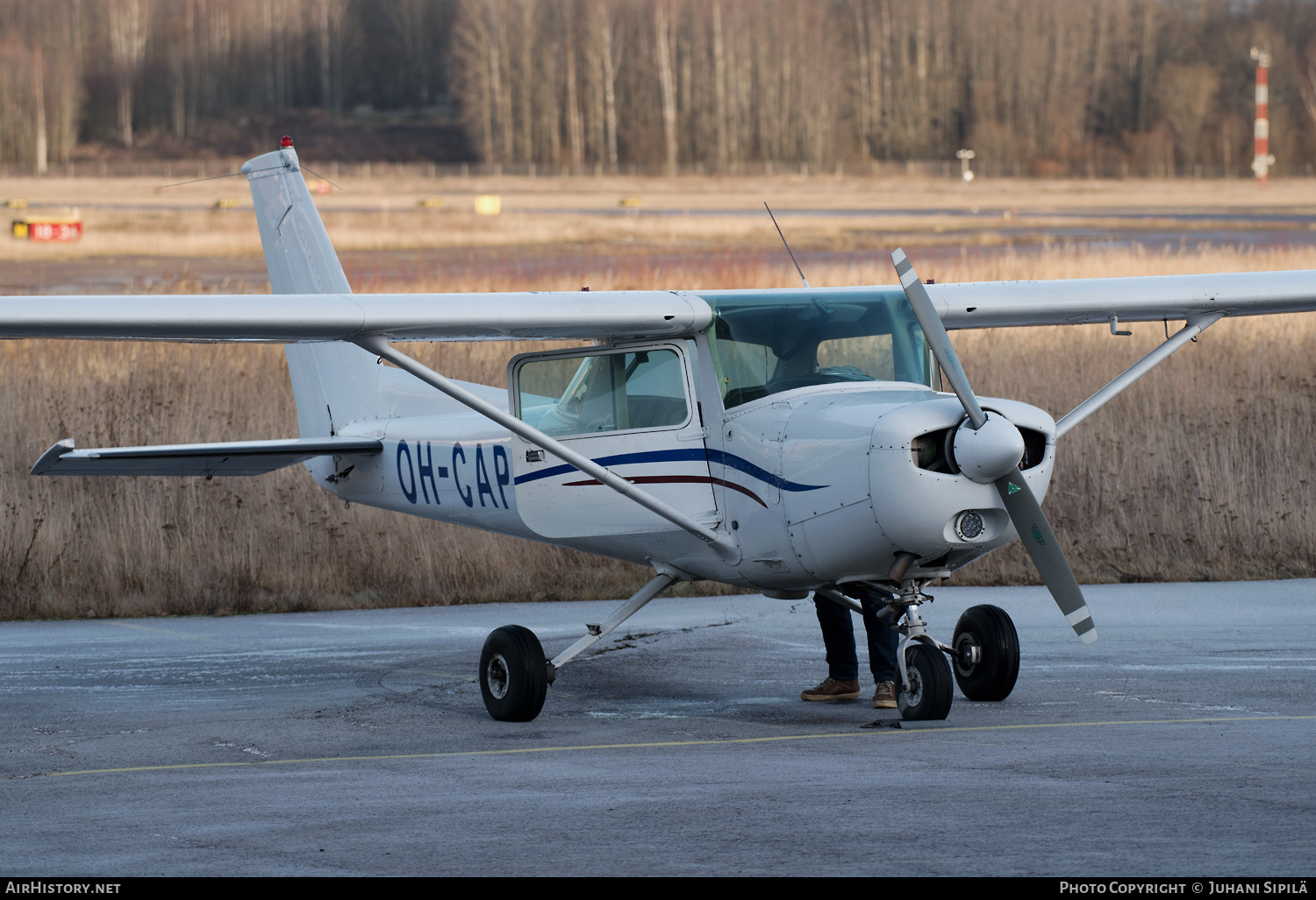 Aircraft Photo of OH-CAP | Cessna 152 | AirHistory.net #202121