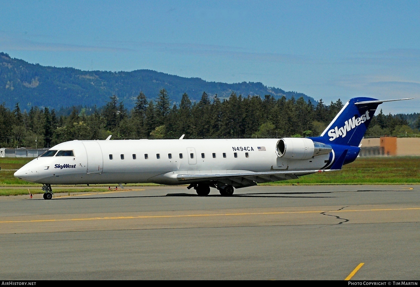 Aircraft Photo of N494CA | Bombardier CRJ-200ER (CL-600-2B19) | SkyWest Airlines | AirHistory.net #202304