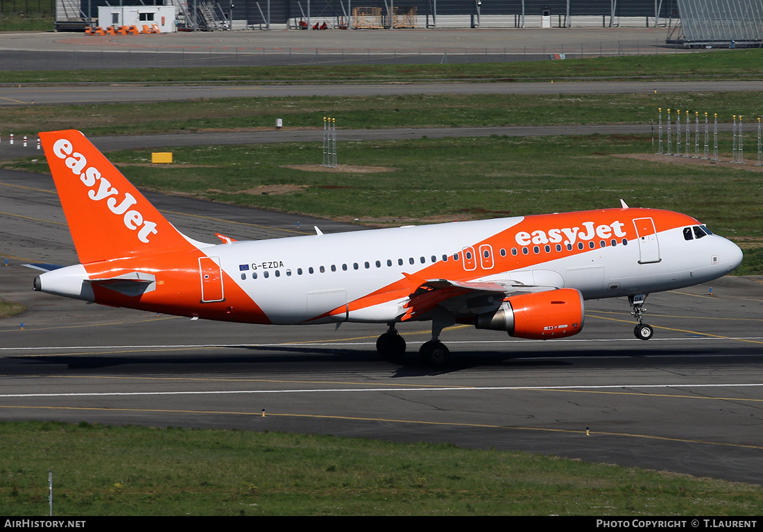 Aircraft Photo of G-EZDA | Airbus A319-111 | EasyJet | AirHistory.net #202418