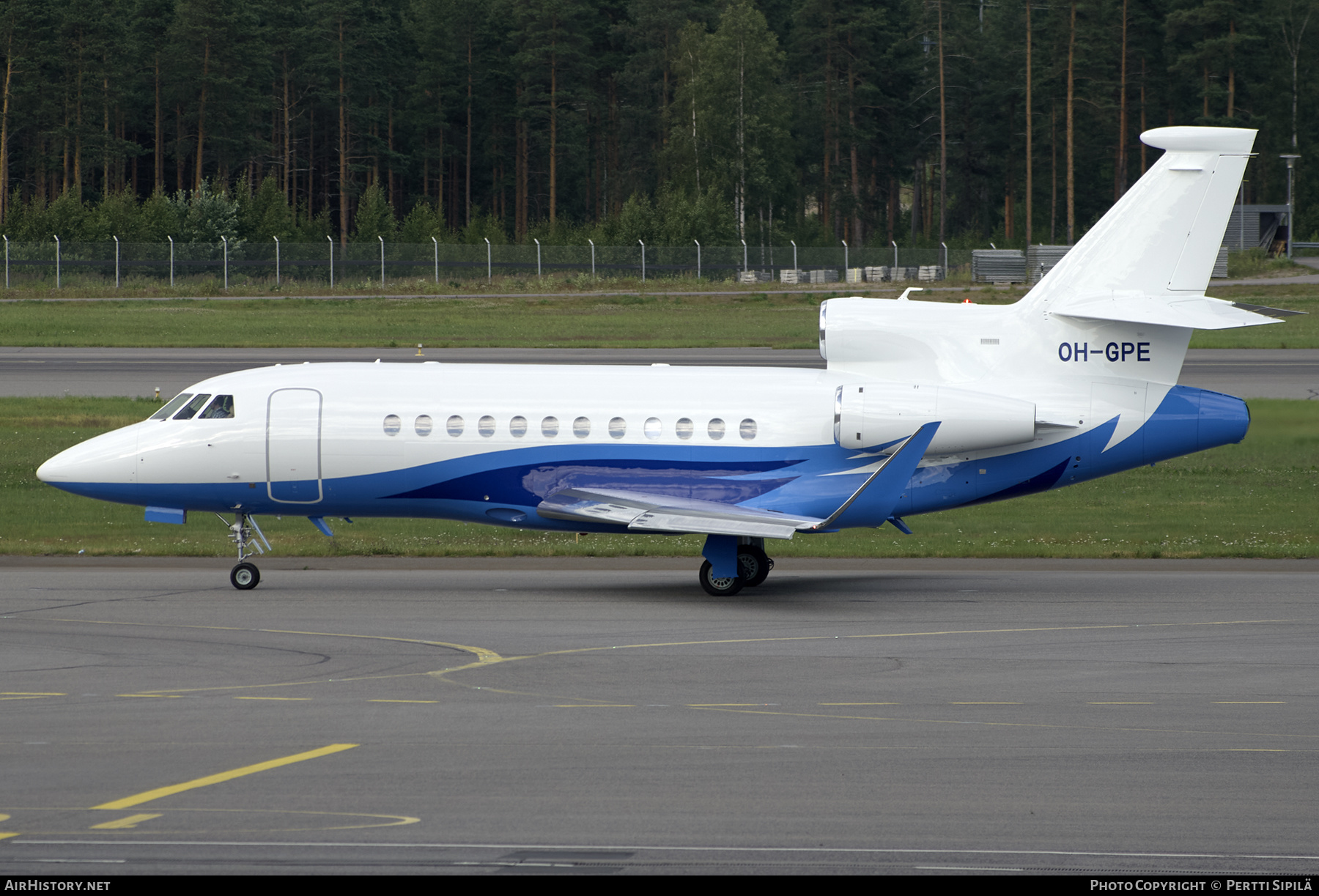 Aircraft Photo of OH-GPE | Dassault Falcon 900LX | AirHistory.net #202451