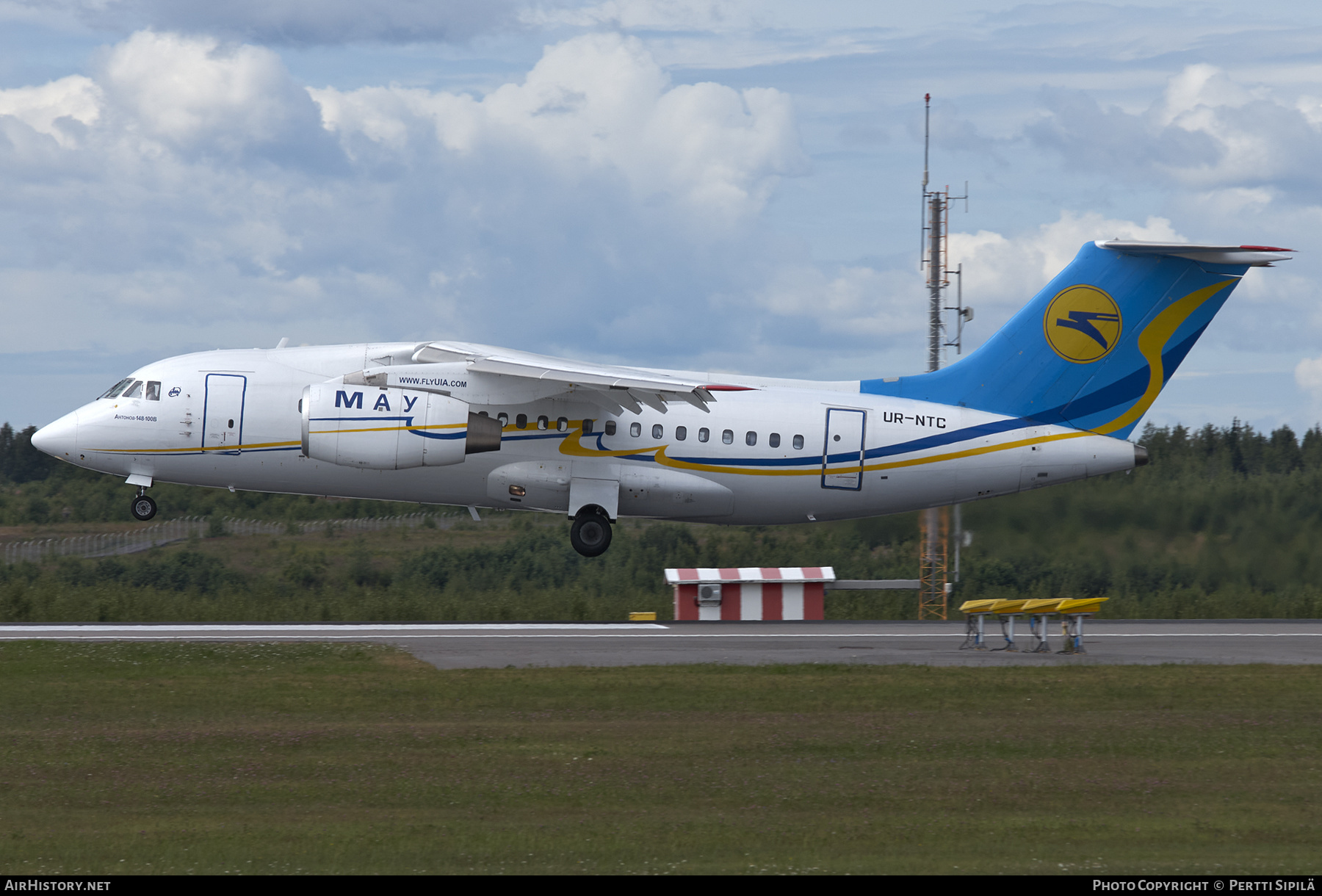 Aircraft Photo of UR-NTC | Antonov An-148-100B | Ukraine International Airlines | AirHistory.net #202482