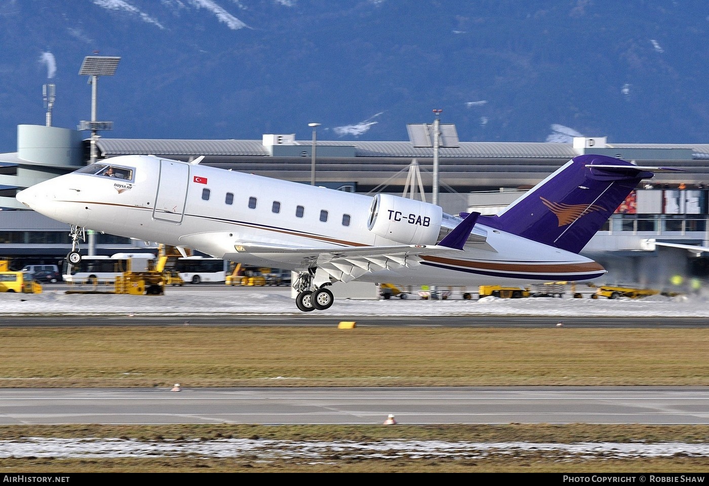 Aircraft Photo of TC-SAB | Bombardier Challenger 605 (CL-600-2B16) | Doysa Air | AirHistory.net #202535