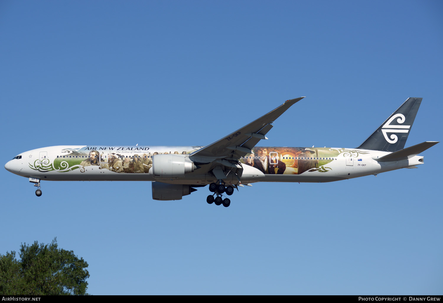 Aircraft Photo of ZK-OKP | Boeing 777-319/ER | Air New Zealand | AirHistory.net #202579