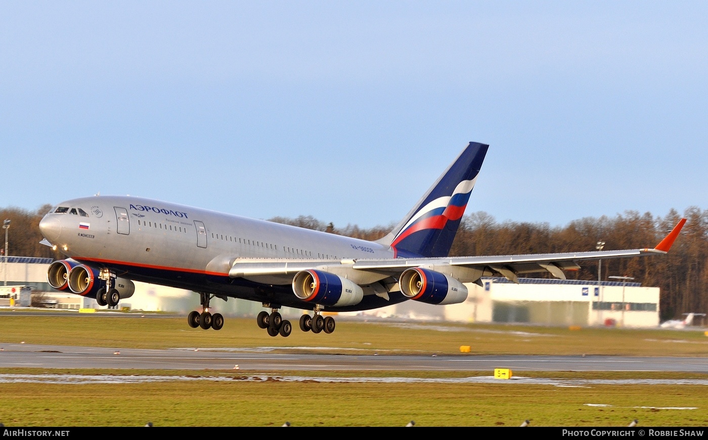 Aircraft Photo of RA-96008 | Ilyushin Il-96-300 | Aeroflot - Russian Airlines | AirHistory.net #202609