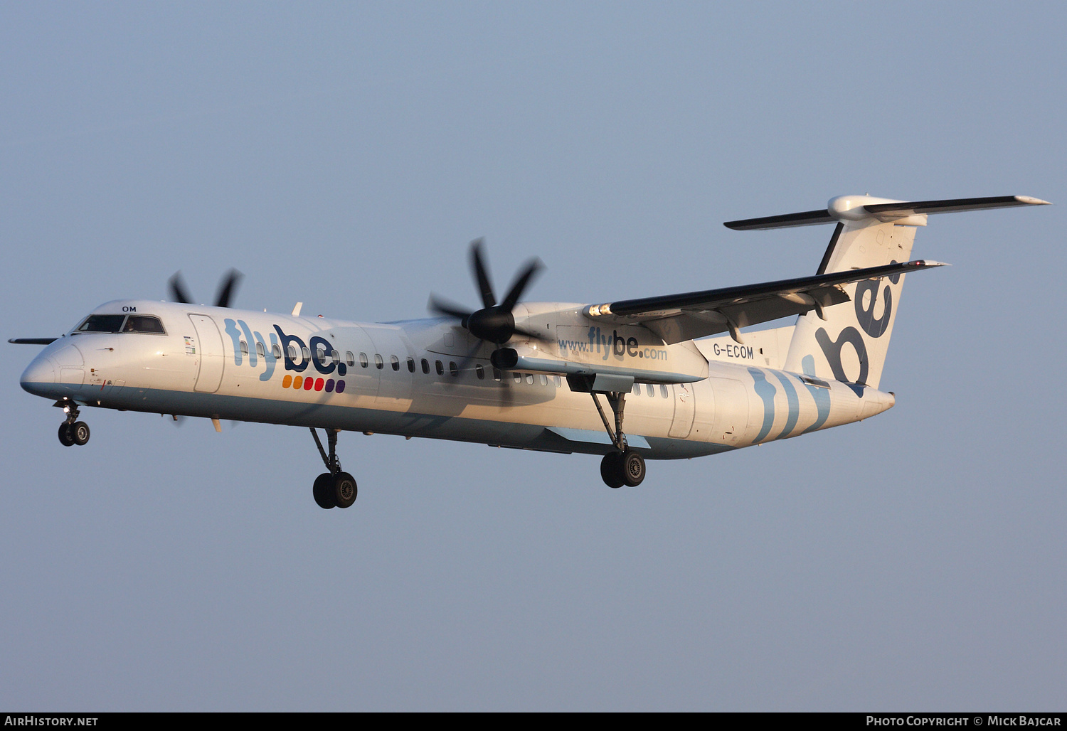 Aircraft Photo of G-ECOM | Bombardier DHC-8-402 Dash 8 | Flybe | AirHistory.net #202730