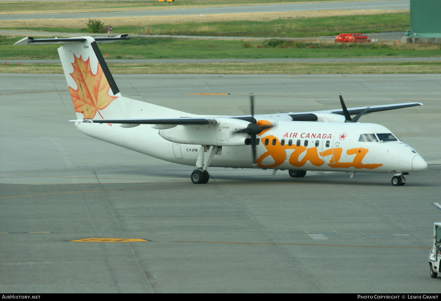 Aircraft Photo of C-FJFM | De Havilland Canada DHC-8-311 Dash 8 | Air Canada Jazz | AirHistory.net #202732