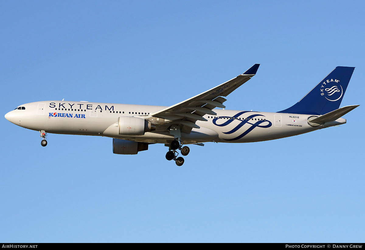 Aircraft Photo of HL8212 | Airbus A330-223 | Korean Air | AirHistory.net #202808