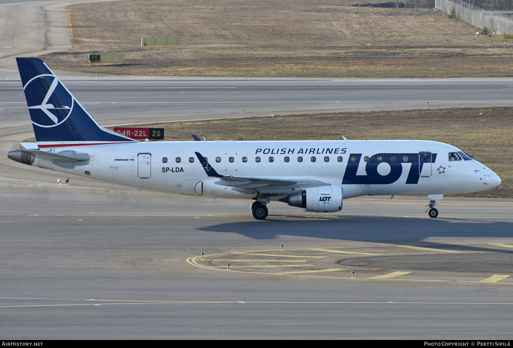 Aircraft Photo of SP-LDA | Embraer 170STD (ERJ-170-100STD) | LOT Polish Airlines - Polskie Linie Lotnicze | AirHistory.net #202815