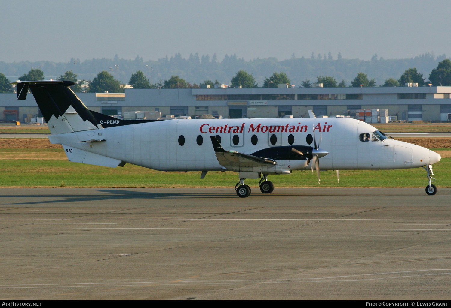 Aircraft Photo of C-FCMP | Raytheon 1900D | Central Mountain Air - CMA | AirHistory.net #202872