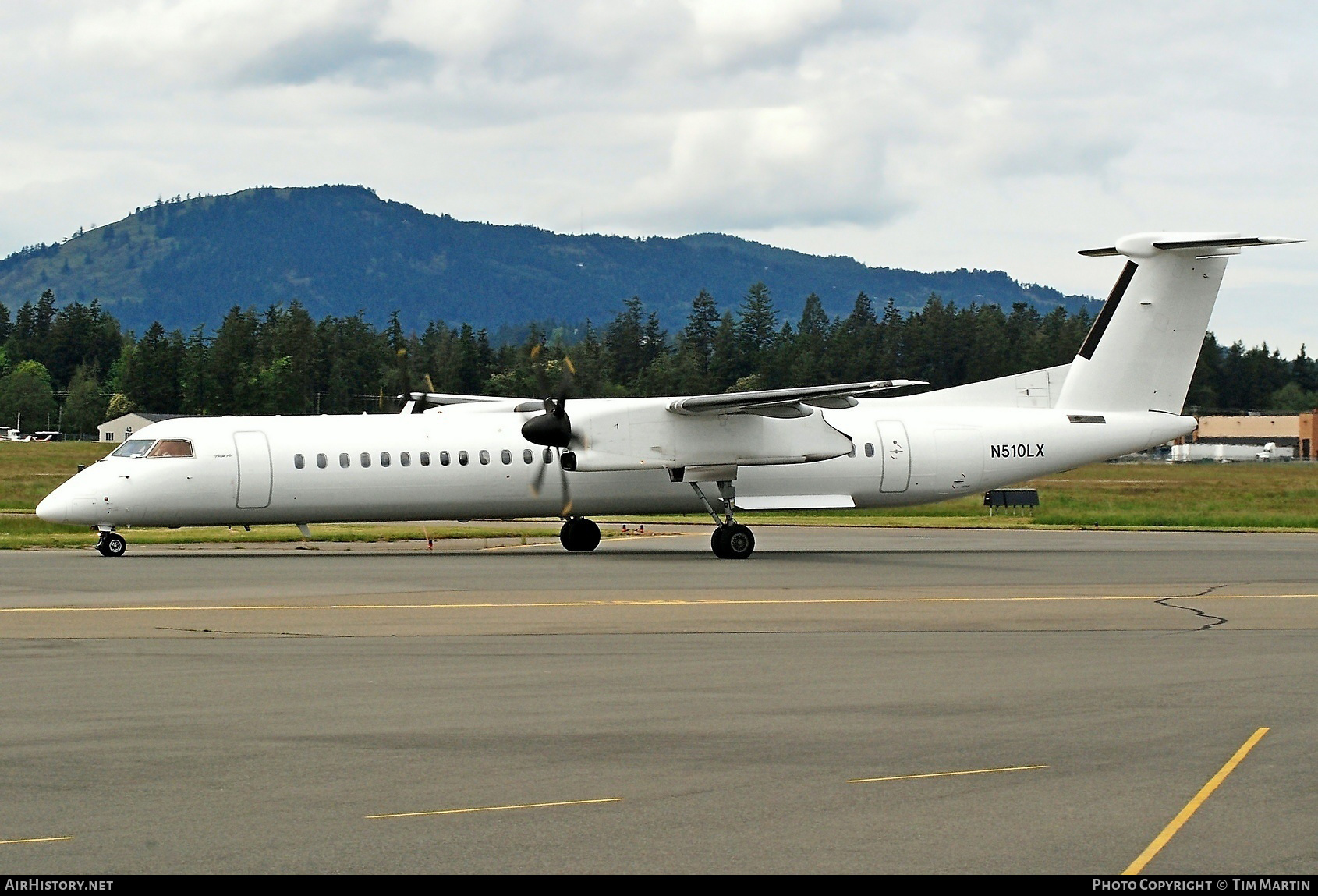 Aircraft Photo of N510LX | Bombardier DHC-8-402 Dash 8 | AirHistory.net #202921