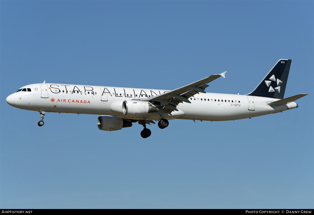 Aircraft Photo of C-GITU | Airbus A321-211 | Air Canada | AirHistory.net #202946