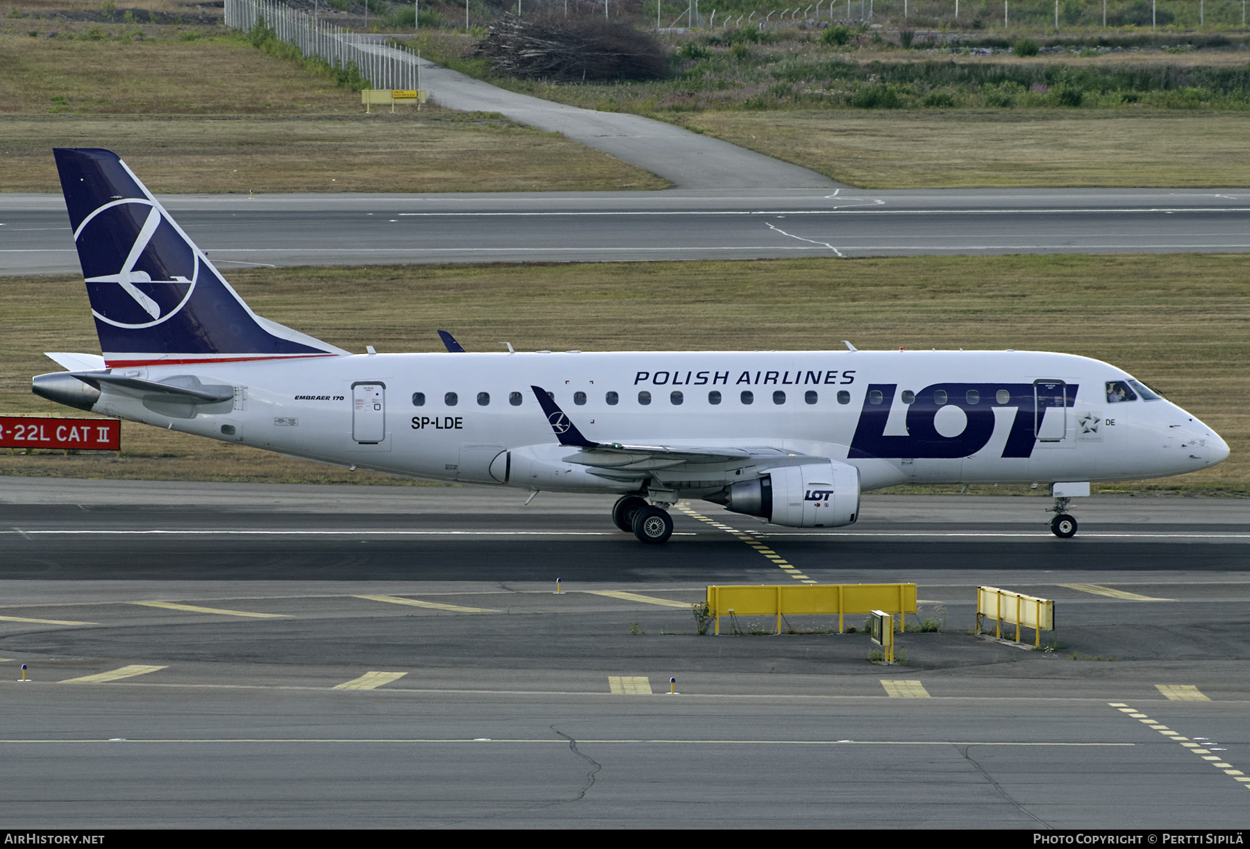 Aircraft Photo of SP-LDE | Embraer 170LR (ERJ-170-100LR) | LOT Polish Airlines - Polskie Linie Lotnicze | AirHistory.net #202948