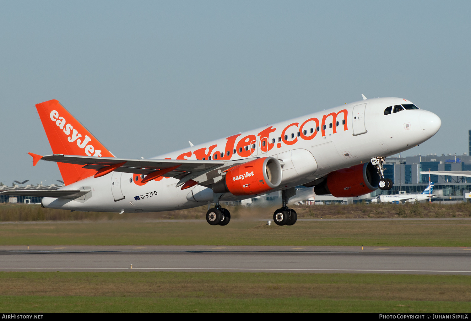 Aircraft Photo of G-EZFD | Airbus A319-111 | EasyJet | AirHistory.net #202958