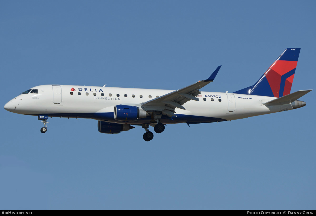 Aircraft Photo of N607CZ | Embraer 175LR (ERJ-170-200LR) | Delta Connection | AirHistory.net #203012